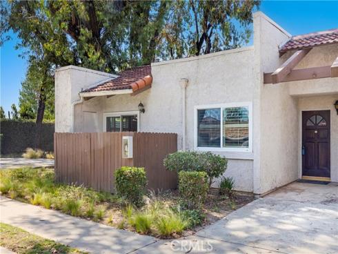 17572 Vandenberg 01 Lane, Tustin, CA