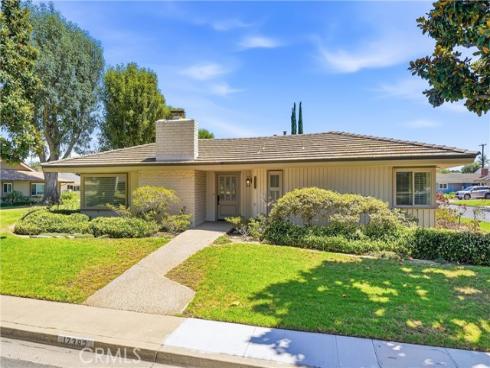 17382 Jacaranda , Tustin, CA