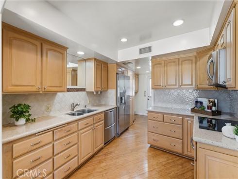 17382 Jacaranda , Tustin, CA