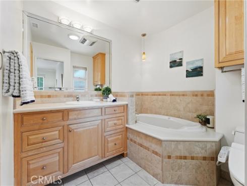 17382 Jacaranda , Tustin, CA