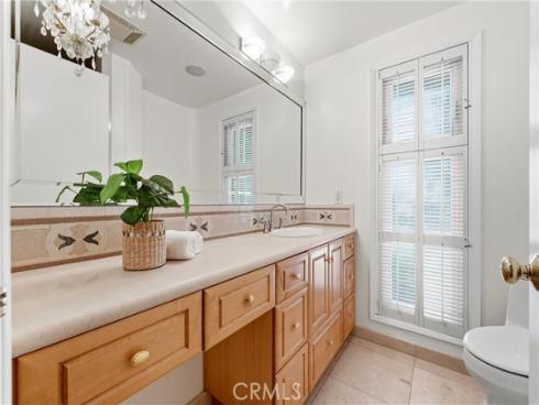 17382 Jacaranda , Tustin, CA