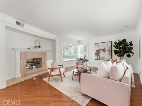 17382 Jacaranda , Tustin, CA