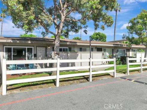 674 W Main A Street, Tustin, CA