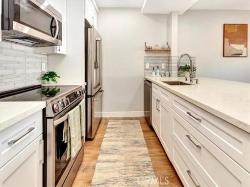 674 W Main A Street, Tustin, CA