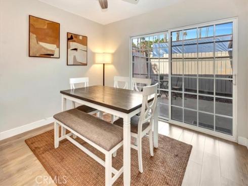 674 W Main A Street, Tustin, CA