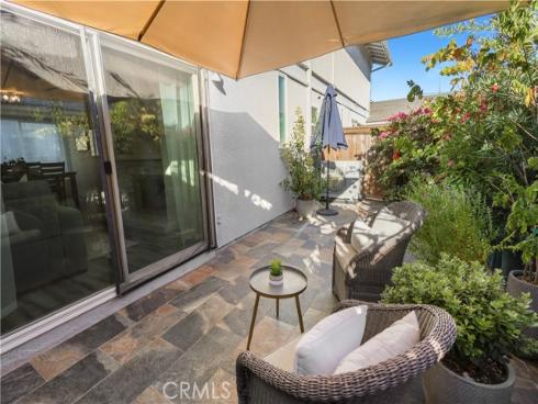 1111 E 1st , Tustin, CA