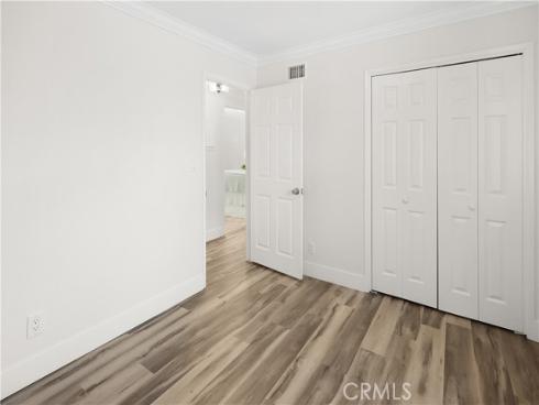 1111 E 1st , Tustin, CA