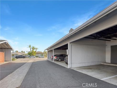 1111 E 1st  , Tustin, CA