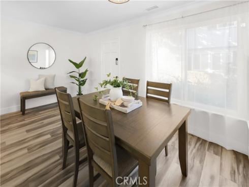 1111 E 1st , Tustin, CA