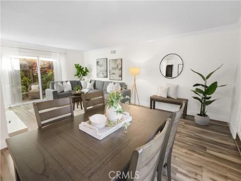 1111 E 1st , Tustin, CA