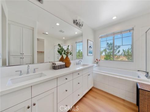 16 Windwalker , Tustin, CA