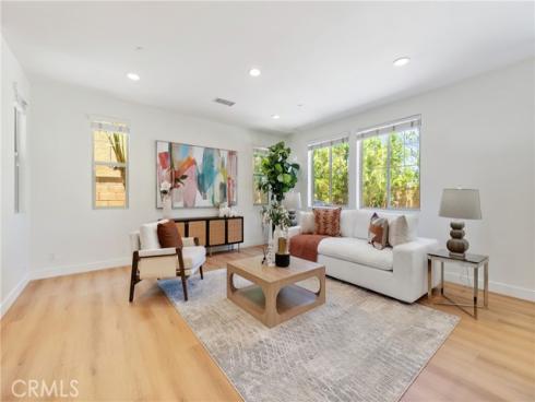 16 Windwalker , Tustin, CA