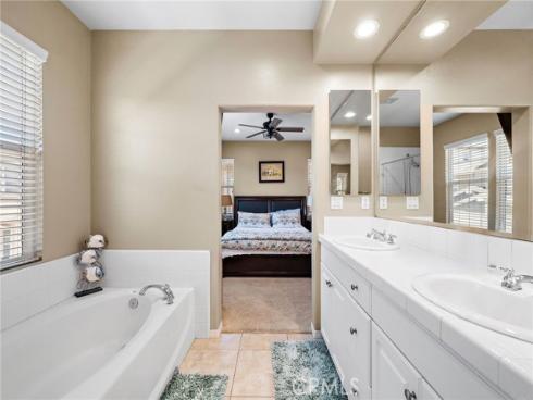221 Landmark , Tustin, CA