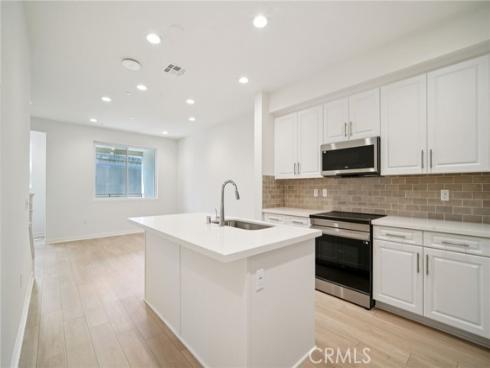156 Balsawood , Tustin, CA
