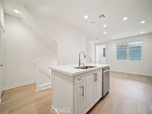156 Balsawood , Tustin, CA