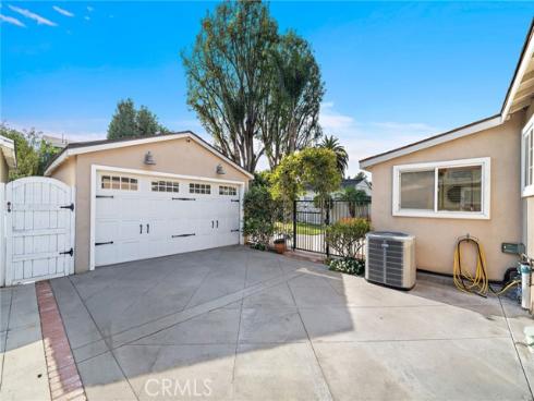 330 S Myrtle , Tustin, CA