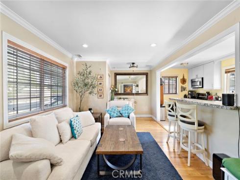 330 S Myrtle , Tustin, CA