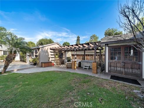 330 S Myrtle , Tustin, CA
