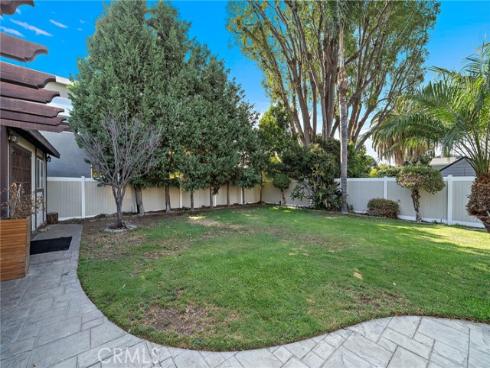 330 S Myrtle , Tustin, CA