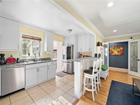 330 S Myrtle , Tustin, CA