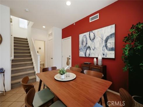 49 Trade Wind , Tustin, CA