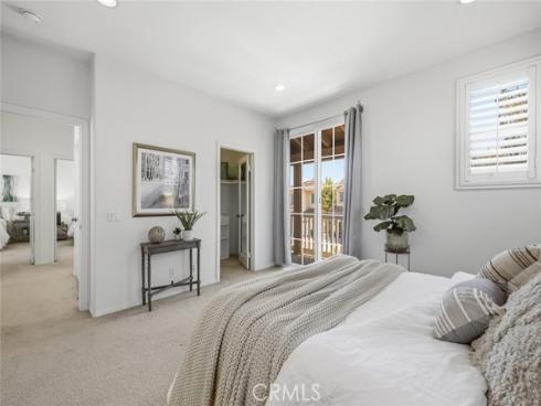 49 Trade Wind , Tustin, CA