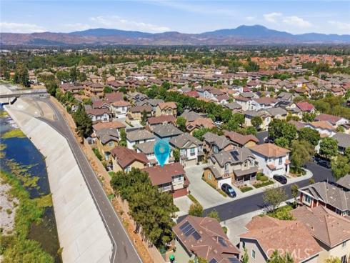 49 Trade Wind , Tustin, CA