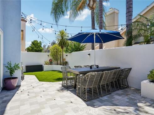 12568 Wedgwood Circle, Tustin, CA