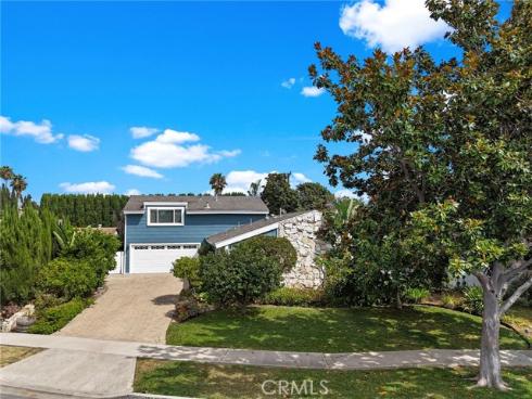 13142 Laburnum Drive, Tustin, CA