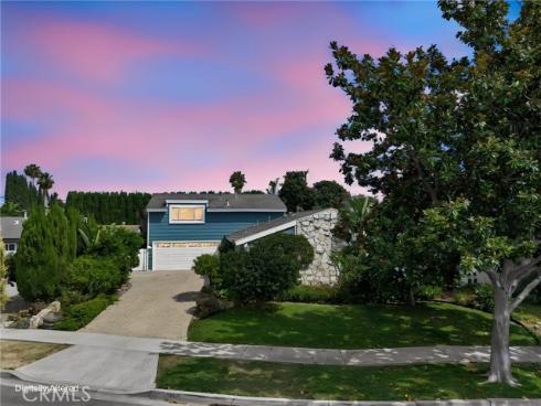 13142 Laburnum Drive, Tustin, CA