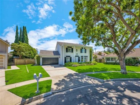 17552 Laurie Lane