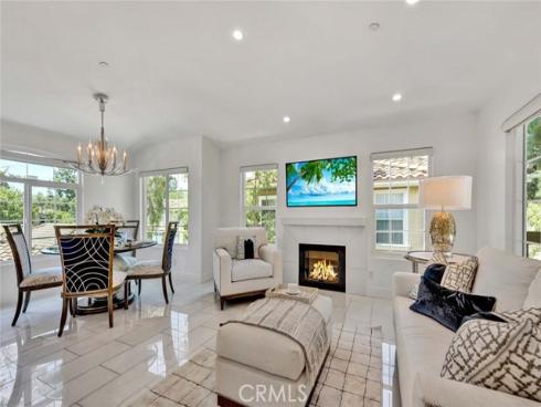 186 Gallery Way, Tustin, CA