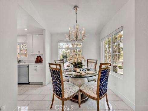 186 Gallery Way, Tustin, CA