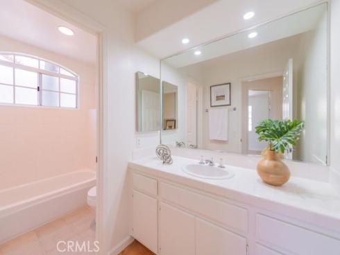 2310 Cascade , Tustin, CA