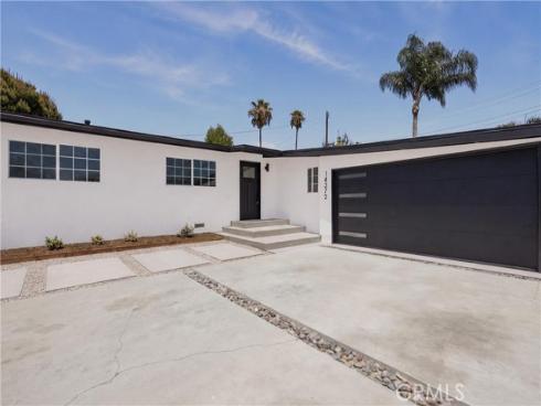14372 Livingston , Tustin, CA
