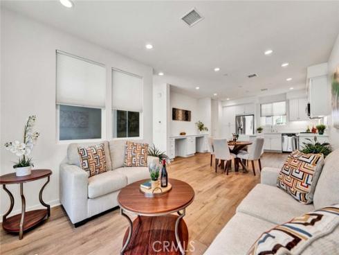 1104 Edgeton Court, Tustin, CA