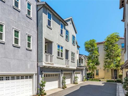 1104 Edgeton Court, Tustin, CA