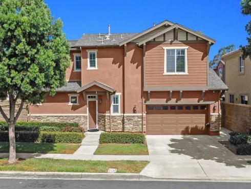 73 Westwind Dr , Tustin, CA
