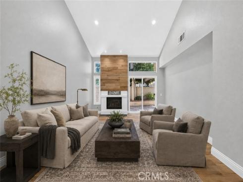 13410  Via Alicante  , Tustin, CA