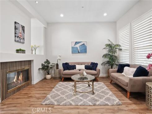 12721 Trent Jones , Tustin, CA