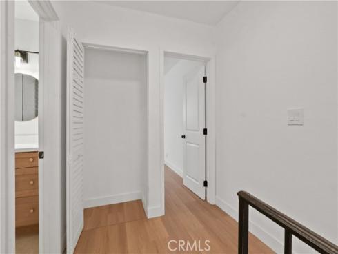 655 W 6th A , Tustin, CA