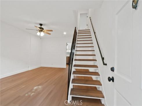 655 W 6th A , Tustin, CA