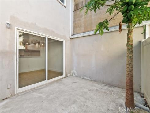 655 W 6th A , Tustin, CA