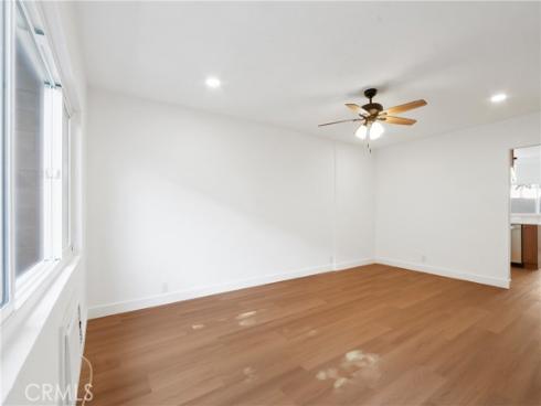 655 W 6th A , Tustin, CA