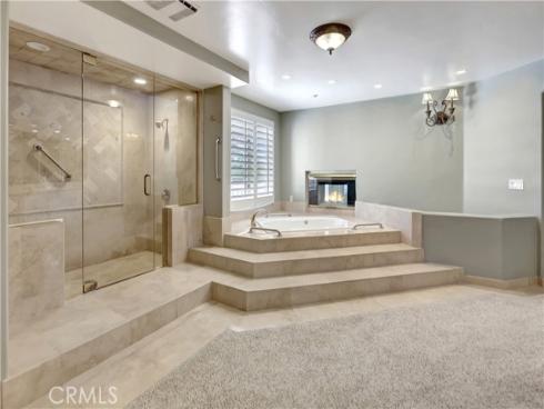 10762 Center Drive, Villa Park, CA