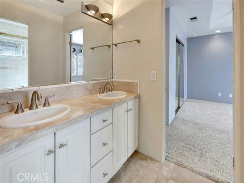10762 Center Drive, Villa Park, CA