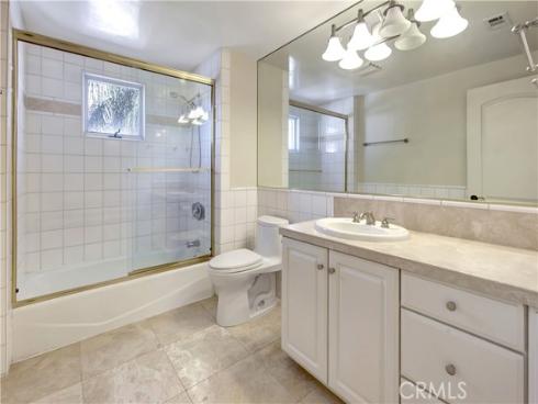 10762 Center Drive, Villa Park, CA