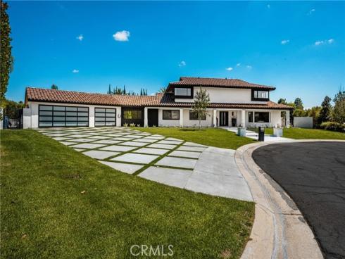 10282 Old Lamplighter Lane, Villa Park, CA