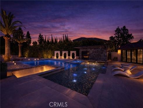 10282 Old Lamplighter Lane, Villa Park, CA