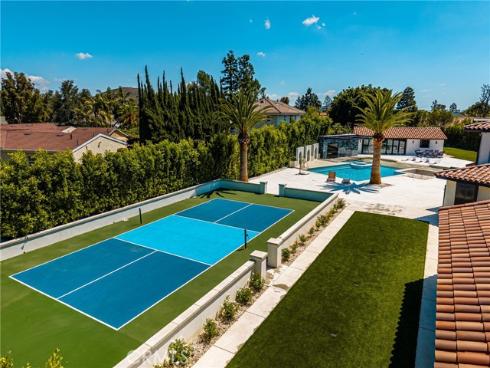 10282 Old Lamplighter Lane, Villa Park, CA